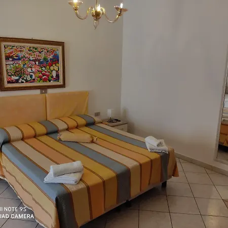 La Calabrese 3* 이솔라 카포 리주토