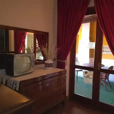 La Calabrese 3* 이솔라 카포 리주토